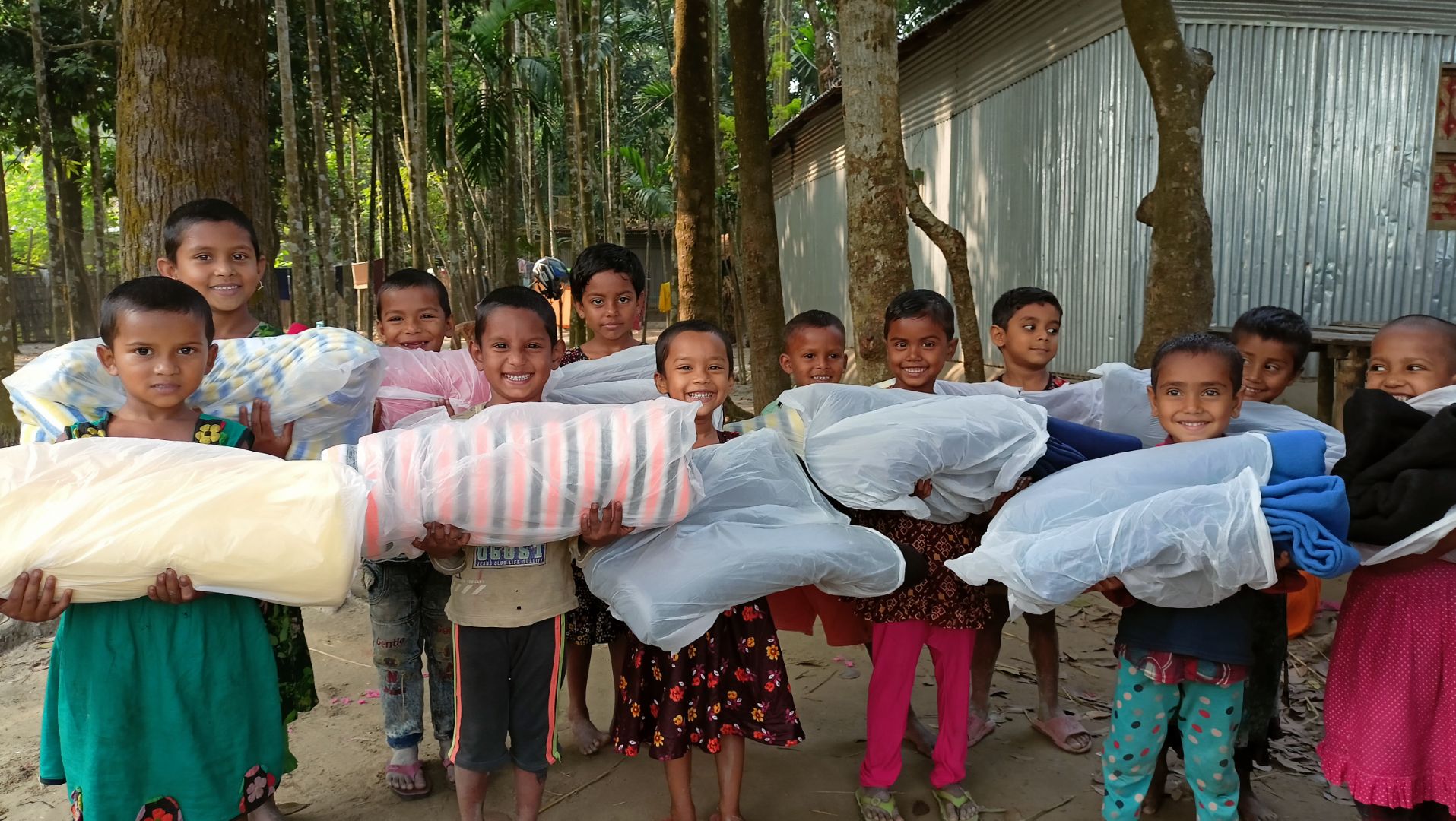 Vulnerable children get blanket support.jpg